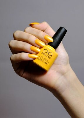 CND SHELLAC SUNDIAL IT UP